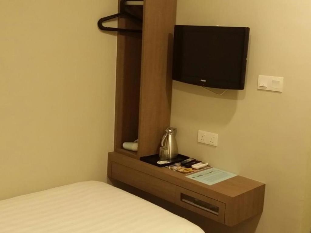 Riverside Boutique Hotel Kuantan Bagian luar foto